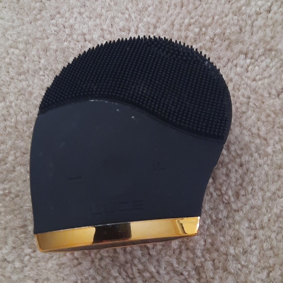 Facial cleansing brush - Picture 4 of 5
